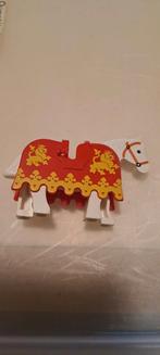 LEGO Paardenbarding Rood Leeuw - Castle, Ophalen of Verzenden, Gebruikt, Losse stenen, Lego