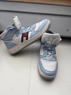 Tommy hilfiger sneakers maat 43, Kleding | Heren, Schoenen, Ophalen of Verzenden, Zo goed als nieuw, Wit