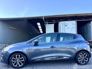 Renault Clio 0.9 TCe Turbo 90pk Intens 5drs - nap - clima -  beschikbaar voor biedingen