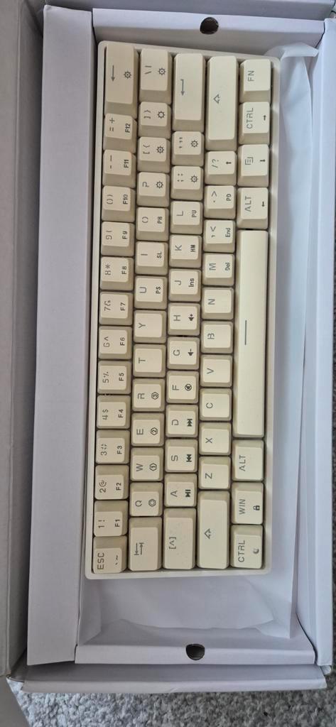 Skyloong Mechanisch Toetsenbord lineare switches gaming, Computers en Software, Toetsenborden, Zo goed als nieuw, Qwerty, Bedraad