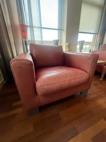 2 Topform leren fauteuils in warm rood leer beschikbaar voor biedingen