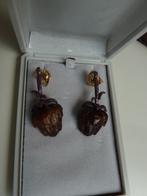 Adolfo Dominguez Spanje aparte houten oorbellen vrucht, nw., Sieraden, Tassen en Uiterlijk, Overige materialen, Hangers, Verzenden