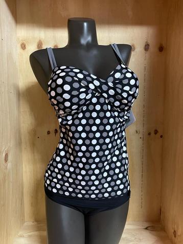 Sunmarin tankini maat 38b model 18028 beschikbaar voor biedingen