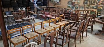antieke stoelen beschikbaar voor biedingen