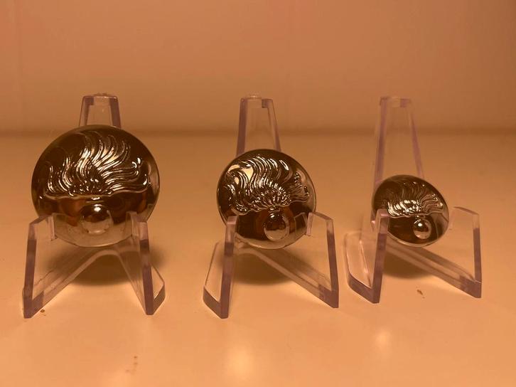 Rijkspolitie knopen, Verzamelen, Militaria | Algemeen, Landmacht, Kleding of Schoenen, Nederland, Ophalen of Verzenden