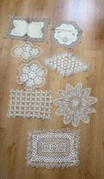 Gehaakte kleedjes (8 stuks) vintage, Hobby en Vrije tijd, Ophalen of Verzenden, Zo goed als nieuw, Haken, Overige typen