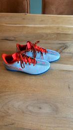 Voetbal schoenen maat:37, Maat XS of kleiner, Ophalen, Zo goed als nieuw, Schoenen