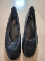 Stewardessen schoenen lage hak mt 41.5 zgan, Kleding | Dames, Schoenen, Ophalen of Verzenden, Zo goed als nieuw, Sneakers of Gympen