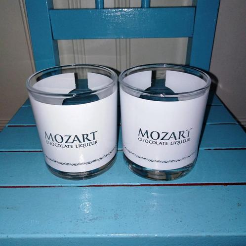 Mozart chocolate liqueur glazen 2 x 2 stuks en mini flesje, Verzamelen, Glas en Borrelglaasjes, Zo goed als nieuw, Overige typen