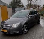 Opel Insignia 1.6 Turbo 179 pk   2010 Grijs, Auto's, Opel, Parkeersensor, 4 cilinders, 179 pk, Origineel Nederlands