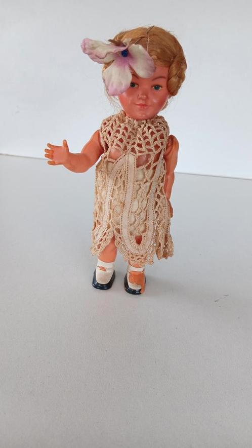 Antiek poppetje., Antiek en Kunst, Antiek | Speelgoed, Ophalen of Verzenden