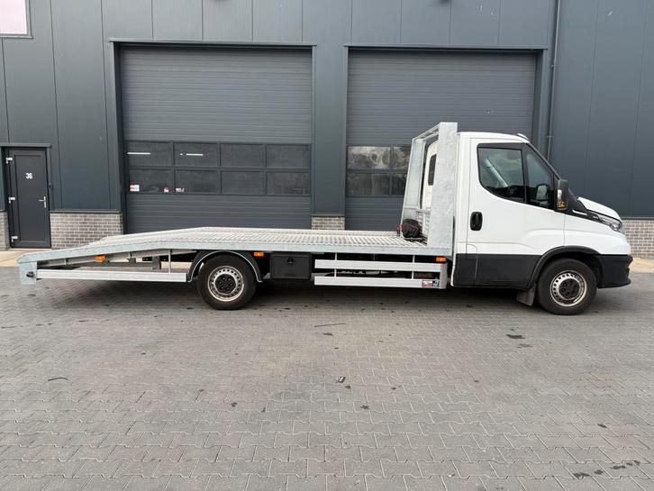 Iveco Daily 35S16 2.3 Hi-Matic Autotransporter oprijwagen, Auto's, Bestelauto's, Bedrijf, Te koop, ABS, Adaptieve lichten, Adaptive Cruise Control