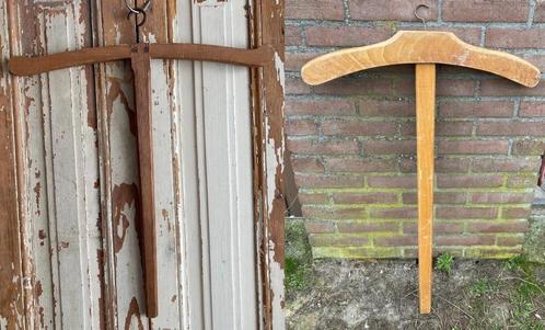 2x Brocante oude houten stokhanger kledinghanger / 1x groot, Huis en Inrichting, Woonaccessoires | Overige, Gebruikt, Ophalen of Verzenden