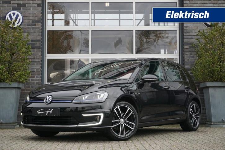 Volkswagen E-GOLF R-LINE - NAVI - CAMERA - STOELV., Auto's, Volkswagen, Bedrijf, Golf, ABS, Airbags, Bluetooth, Boordcomputer