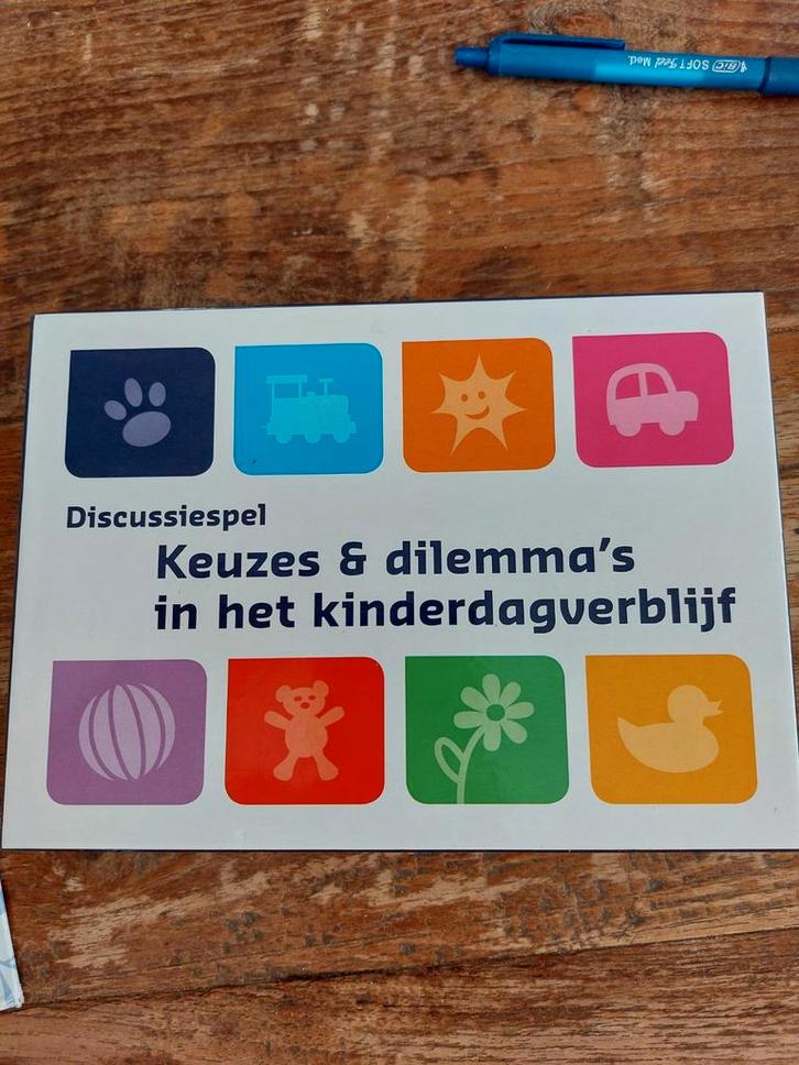 Coach Spel Kinderopvang Dilemma's, Hobby en Vrije tijd, Gezelschapsspellen | Bordspellen, Zo goed als nieuw, Drie of vier spelers
