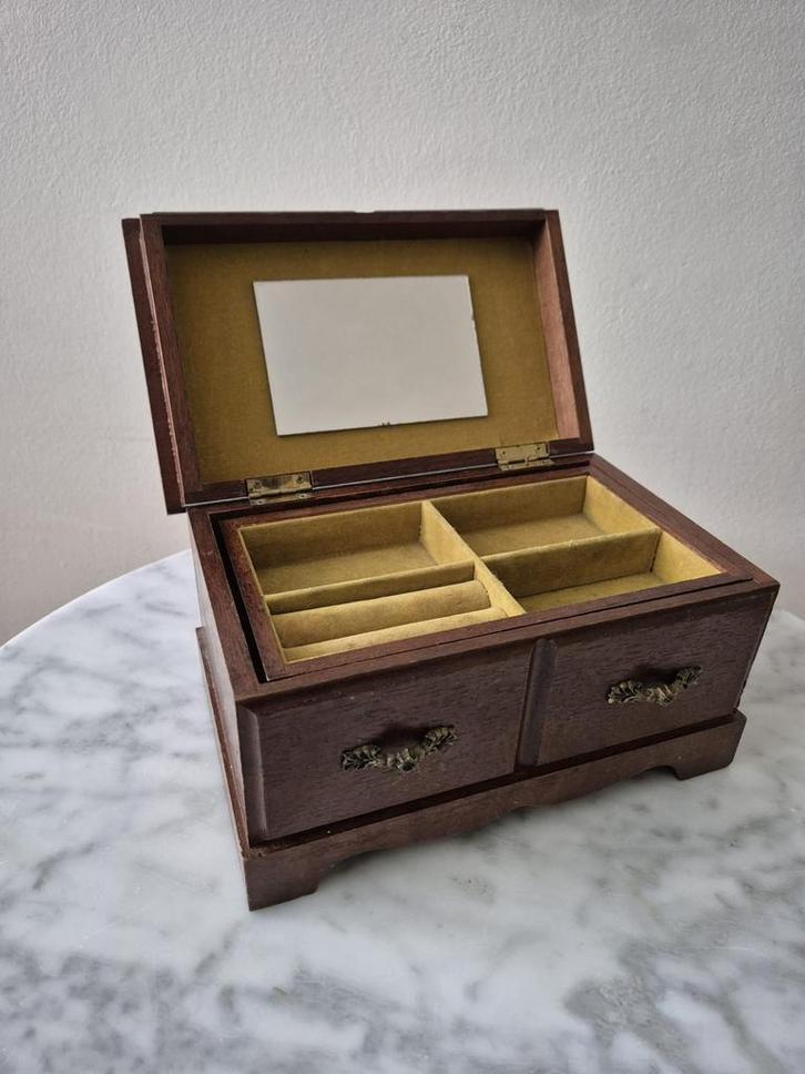 Vintage houten sieradenkistje sieradendoosje velvet velours, Sieraden, Tassen en Uiterlijk, Beautycases, Zo goed als nieuw, Hardcase
