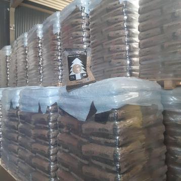 Houtpellets EN PLUS A1/DIN+ (€ 356,95 incl. Btw) beschikbaar voor biedingen