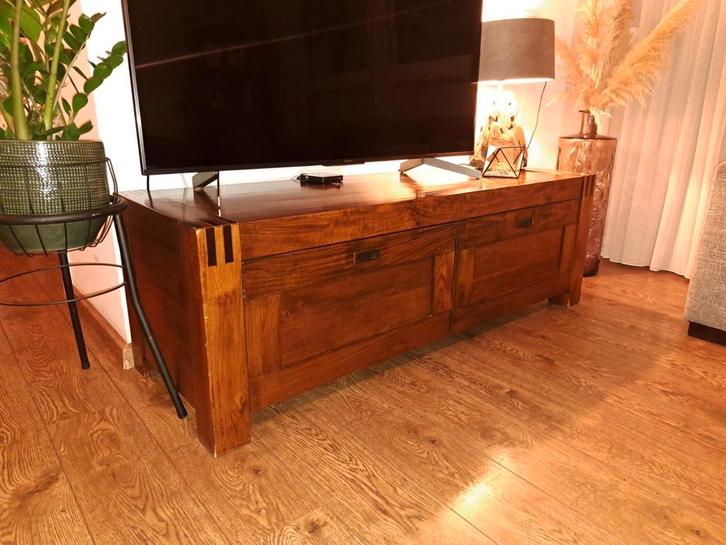 Massief Acacia houten Dressoir / TV Kast, Huis en Inrichting, Kasten | Televisiemeubels, Gebruikt, Minder dan 100 cm, 100 tot 150 cm