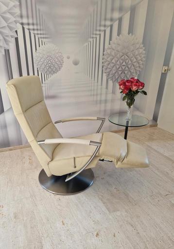 Zeer luxe, design, draai, relaxfauteuil van TOPFORM  beschikbaar voor biedingen