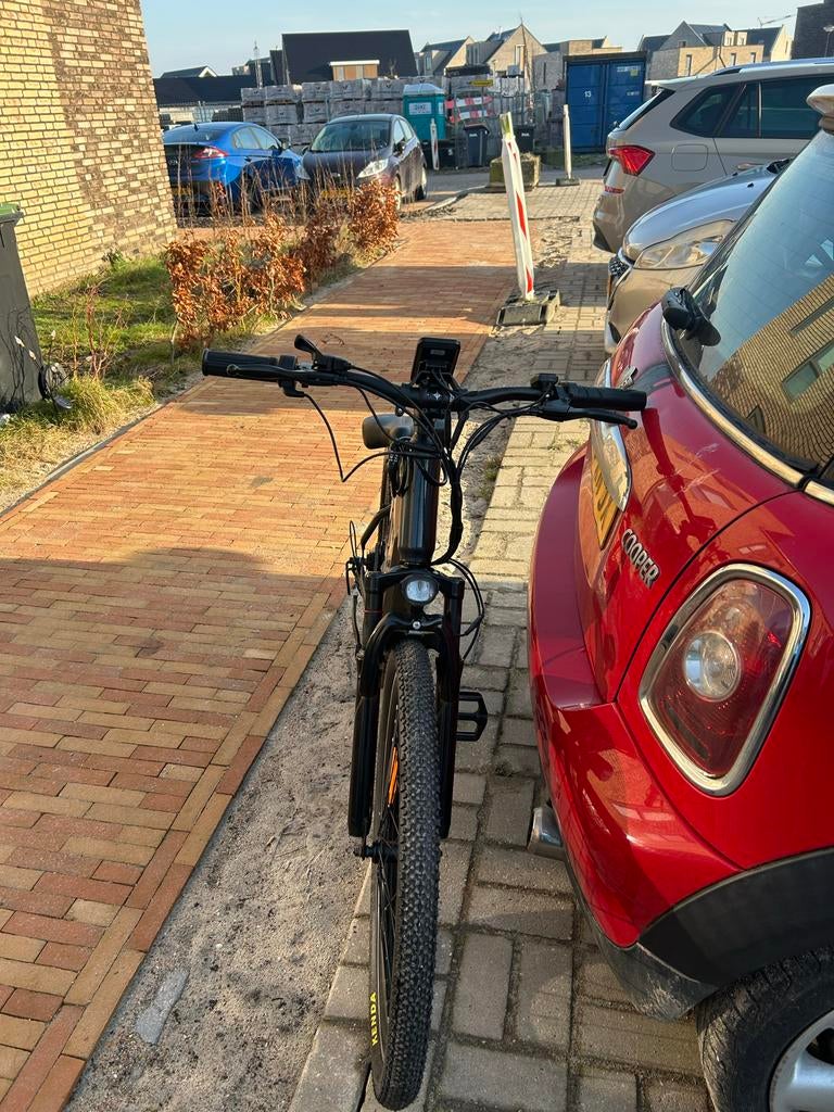Opgevoerde E-bike - Slechts 2 Weken Oud!, Fietsen en Brommers, Elektrische fietsen, Overige merken, Ophalen of Verzenden, Zo goed als nieuw