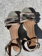 Leren sleehakken maat 38, Kleding | Dames, Schoenen, Beige, Gedragen, Sandalen of Muiltjes, Ophalen of Verzenden
