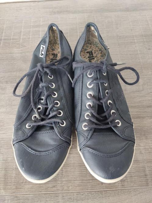 Fila donkerblauwe dames veter schoenen, Kleding | Dames, Schoenen, Gedragen, Sneakers of Gympen, Blauw, Ophalen of Verzenden