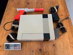 Nintendo Entertainment System spelcomputer, Ophalen of Verzenden, Gebruikt, Met 1 controller, Met zapper/pistool