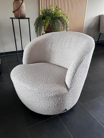 Woood Sam fauteuil, beige bouclé beschikbaar voor biedingen
