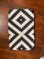 IKEA Kussenhoes 65 x 40 cm zwart wit, Ophalen of Verzenden, Gebruikt, Overige kleuren, Rechthoekig