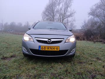 Opel Astra 1.4 Turbo Ecotec 103KW 5-D 2011 Grijs beschikbaar voor biedingen