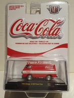 M2 Machines 1/64 1964 Dodge A100 Panel Van (Coca-Cola), Hobby en Vrije tijd, Modelauto's | Overige schalen, Ophalen of Verzenden