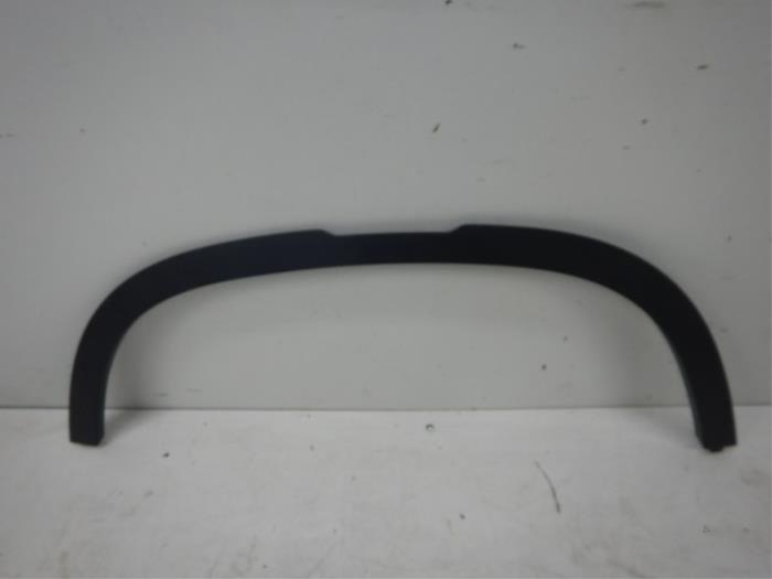 Land Rover Defender L663 Wielrandbekleding Links-voor, Auto-onderdelen, Carrosserie en Plaatwerk, Gebruikt, Ophalen of Verzenden