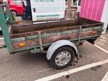 Opknapper aanhanger beschikbaar voor biedingen