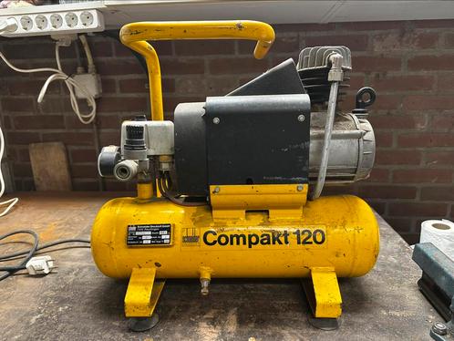 Schneider compact 120 compressor, Doe-het-zelf en Verbouw, Compressors, Gebruikt, 6 tot 10 bar, Minder dan 25 liter, Minder dan 200 liter/min