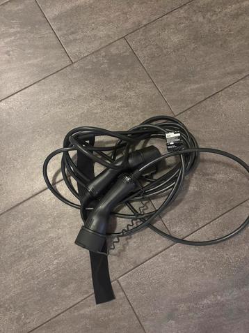 Lynk & Co Laadkabel beschikbaar voor biedingen