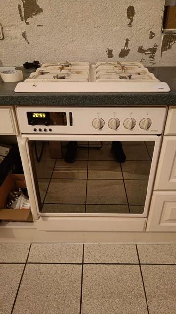 ATAG Gasfornuis met elektrische oven 3000W (bj. rond 1992) beschikbaar voor biedingen