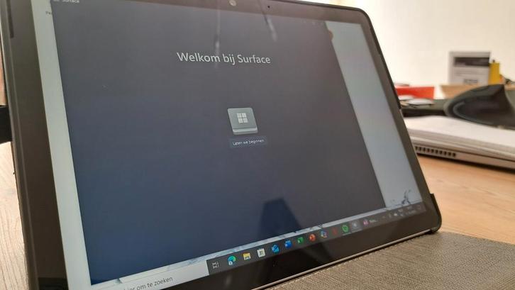 Winfows Surface Go2 inclusief lader, Computers en Software, Windows Tablets, Zo goed als nieuw, 10 inch, 64 GB, Ophalen of Verzenden
