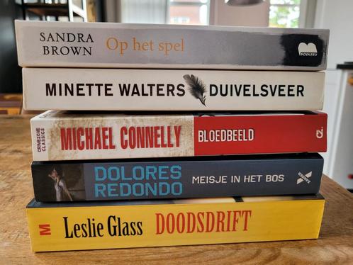 Lekker lezen op vakantie? Diverse thrillers te koop!, Boeken, Thrillers, Zo goed als nieuw, Nederland, Ophalen of Verzenden