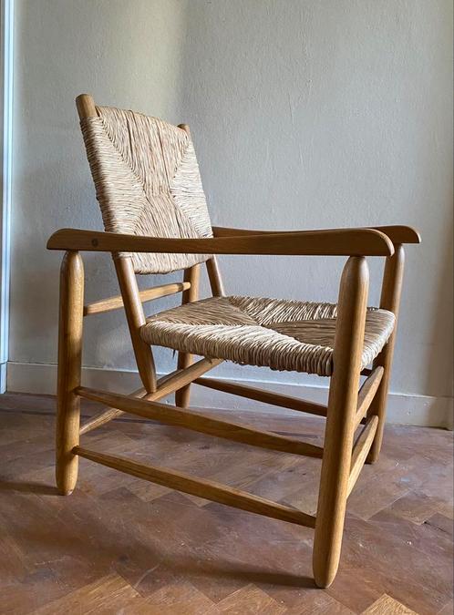 Charlotte Perriand leunstoel model 21 Chamrousse, Antiek en Kunst, Antiek | Meubels | Stoelen en Banken, Ophalen