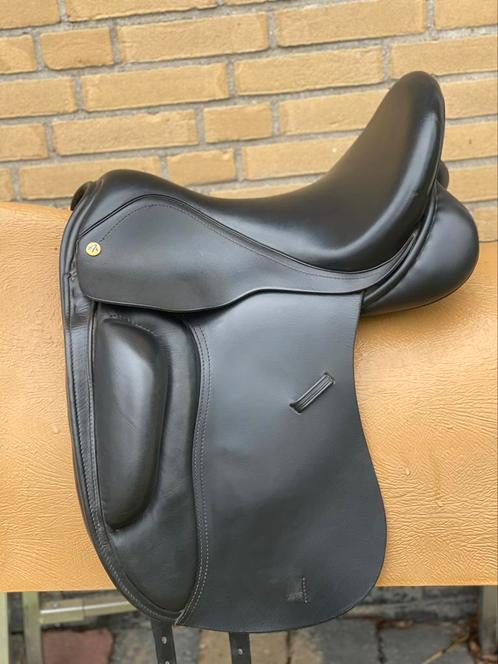 Zeer net Anatomica Cygnus g3 17/4 (passervice op loc), Dieren en Toebehoren, Paarden en Pony's | Zadels, Zo goed als nieuw, Dressuur