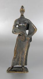 Massief bronzen beeld van vrouw, Ophalen of Verzenden, Brons