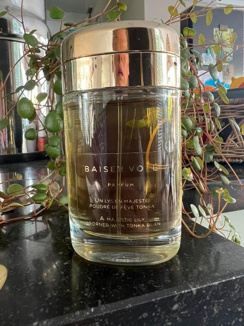 Parfum Cartier zgan 🌟Baiser Vole Parfum🌟 100 ml, Sieraden, Tassen en Uiterlijk, Uiterlijk | Parfum, Zo goed als nieuw, Ophalen of Verzenden