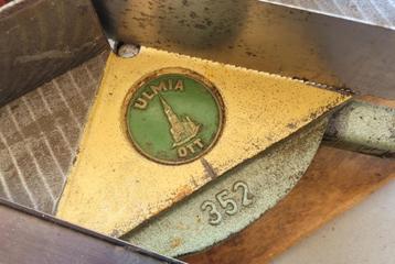 verstekbak beschikbaar voor biedingen