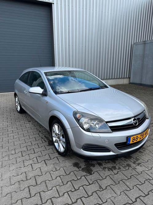 Opel Astra 1.8 16V GTC 2007 Grijs, Auto's, Opel, Particulier, Astra, Benzine, D, Hatchback, Handgeschakeld, Origineel Nederlands