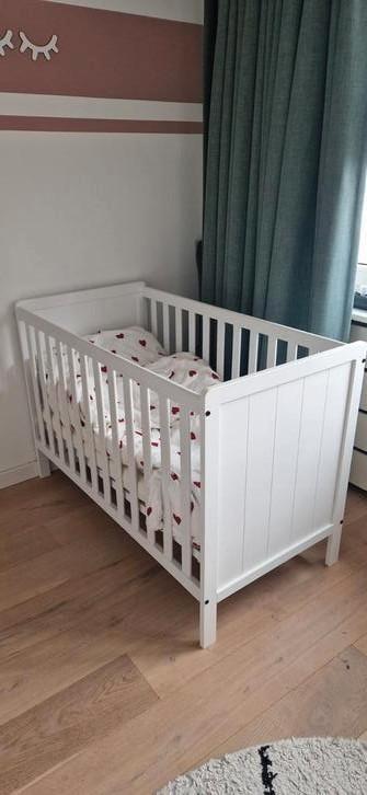 Ikea baby/peuterbedje inclusief matras beschikbaar voor biedingen