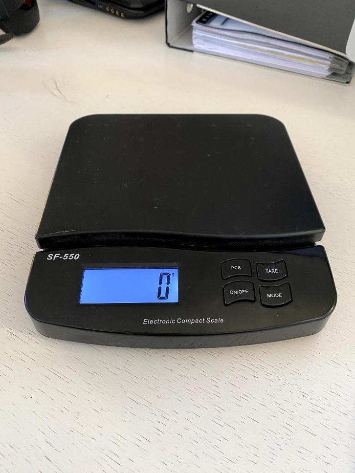 Post weegschaal, Witgoed en Apparatuur, Weegschalen, Zo goed als nieuw, Digitaal, Overige typen, Fijner dan 1 gram, 10 tot 50 kg