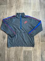 Vintage ‘90s Nike Sports Windbreaker XL – Grijs/Rood/Blauw, Nike, Maat 56/58 (XL), Zo goed als nieuw, Algemeen