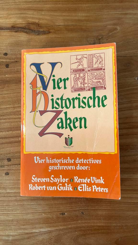 Vier historische zaken, Boeken, Detectives, Zo goed als nieuw, Ophalen of Verzenden
