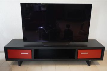 TV MEUBEL hout (rode deuren) beschikbaar voor biedingen