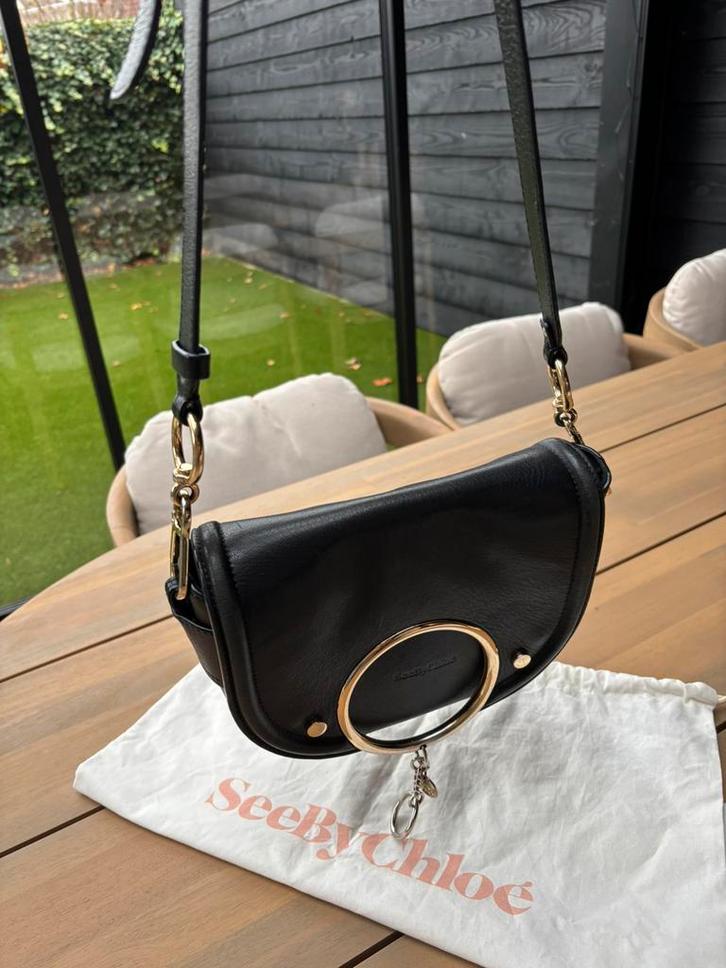 Zwarte tas See by Chloé - Mara, Sieraden, Tassen en Uiterlijk, Tassen | Damestassen, Gebruikt, Schoudertasje, Zwart, Ophalen of Verzenden